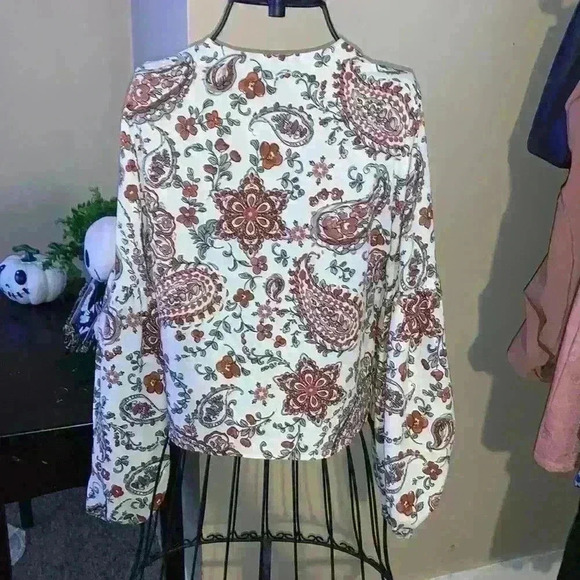 Banana Republic Long Sleeve Sheer Polyester Floral Blouse Size Small - Picture 6 of 6